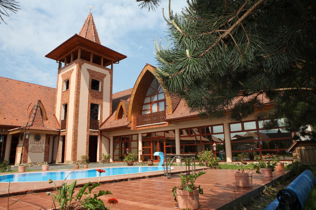 Publo Spa Hotel Vyshkove Esterno foto