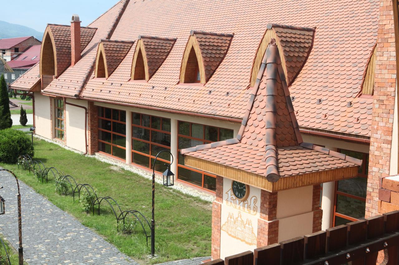 Publo Spa Hotel Vyshkove Esterno foto